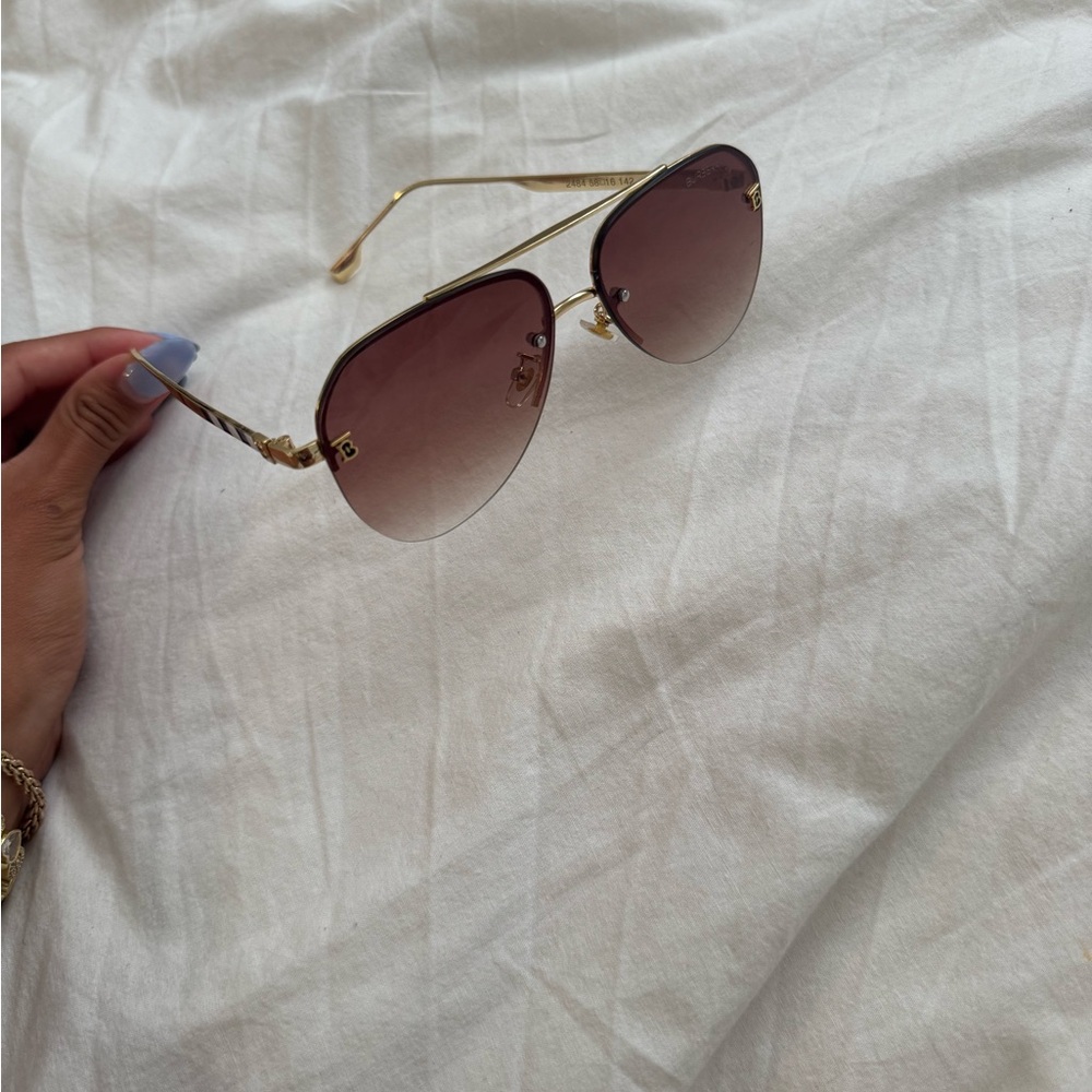 Stylish Gold and Brown Aviator Sunglasses